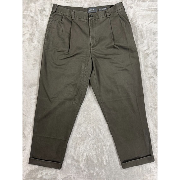 Eddie Bauer Other - Eddie Bauer Chino Pants Mens 38x30 Green Classic Fit Pleated Wrinkle Resistant